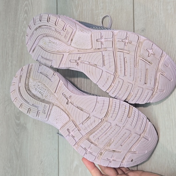 Brooks Women's Adrenaline GTS 22  Running Shoes Sneakers Sz 10.5 Medium B - Picture 12 of 13